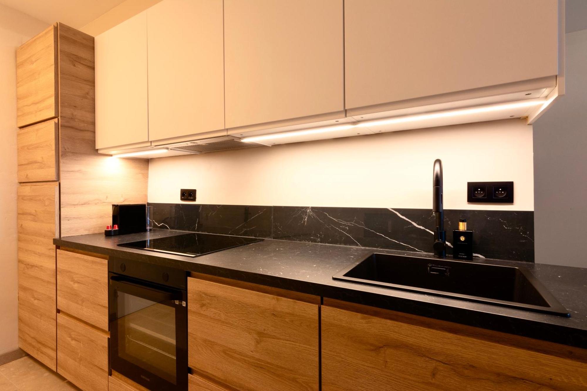 Studio By Aimee - 20M From The Beach & In City Centre! 奥斯滕德 外观 照片